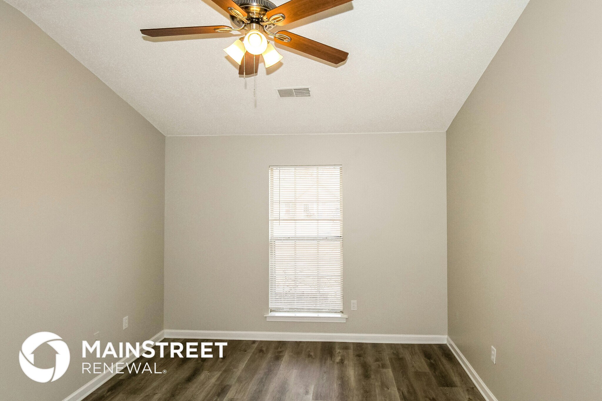 Building Photo - 7609 Woodshire Dr