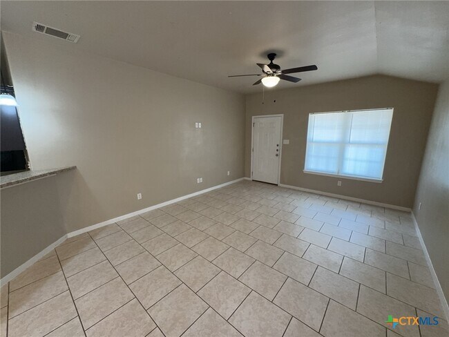 Building Photo - 1300 Vanguard Ln