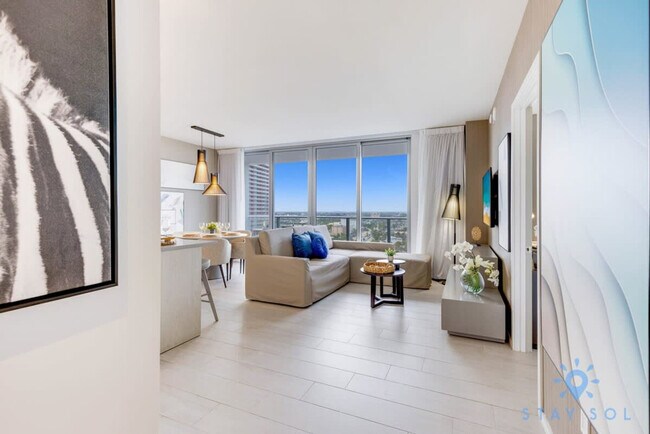 Building Photo - 4010 S Ocean Dr
