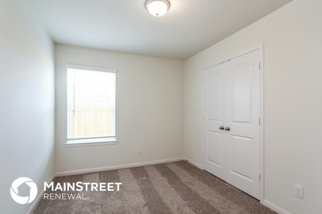 Building Photo - 9506 Olive Stone Dr