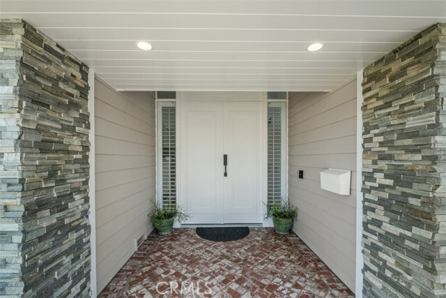 Building Photo - 25936 Avenida Cabrillo