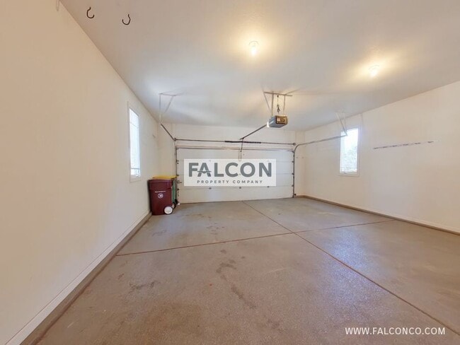 Building Photo - 8369 Twinberry Point