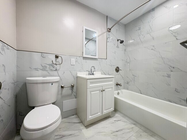 174-176 Ocean Ave 2 - 176 Ocean Ave