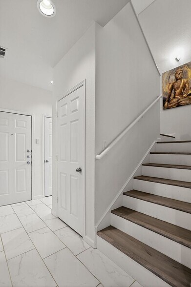 Building Photo - 2740 Denali Park Dr