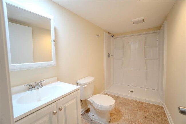 Building Photo - 6593 Dunwoody Trail