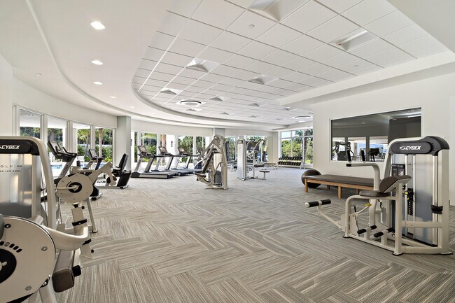 Building Photo - 2700 Donald Ross Rd