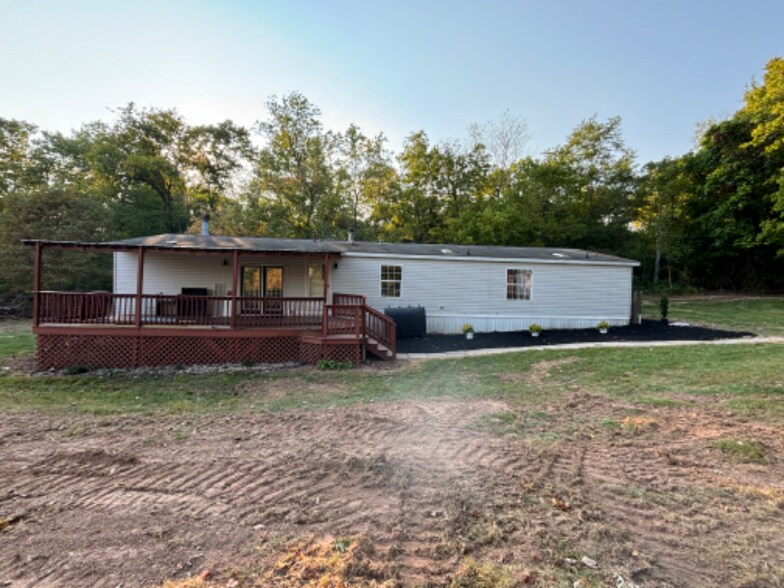 Primary Photo - 136 Slippery Holw Rd