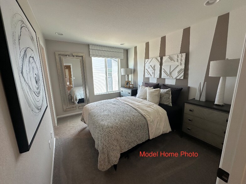 Building Photo - 6500 N Biscay St