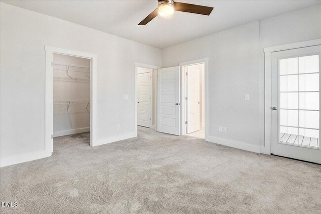 Building Photo - 857 S Franklin St