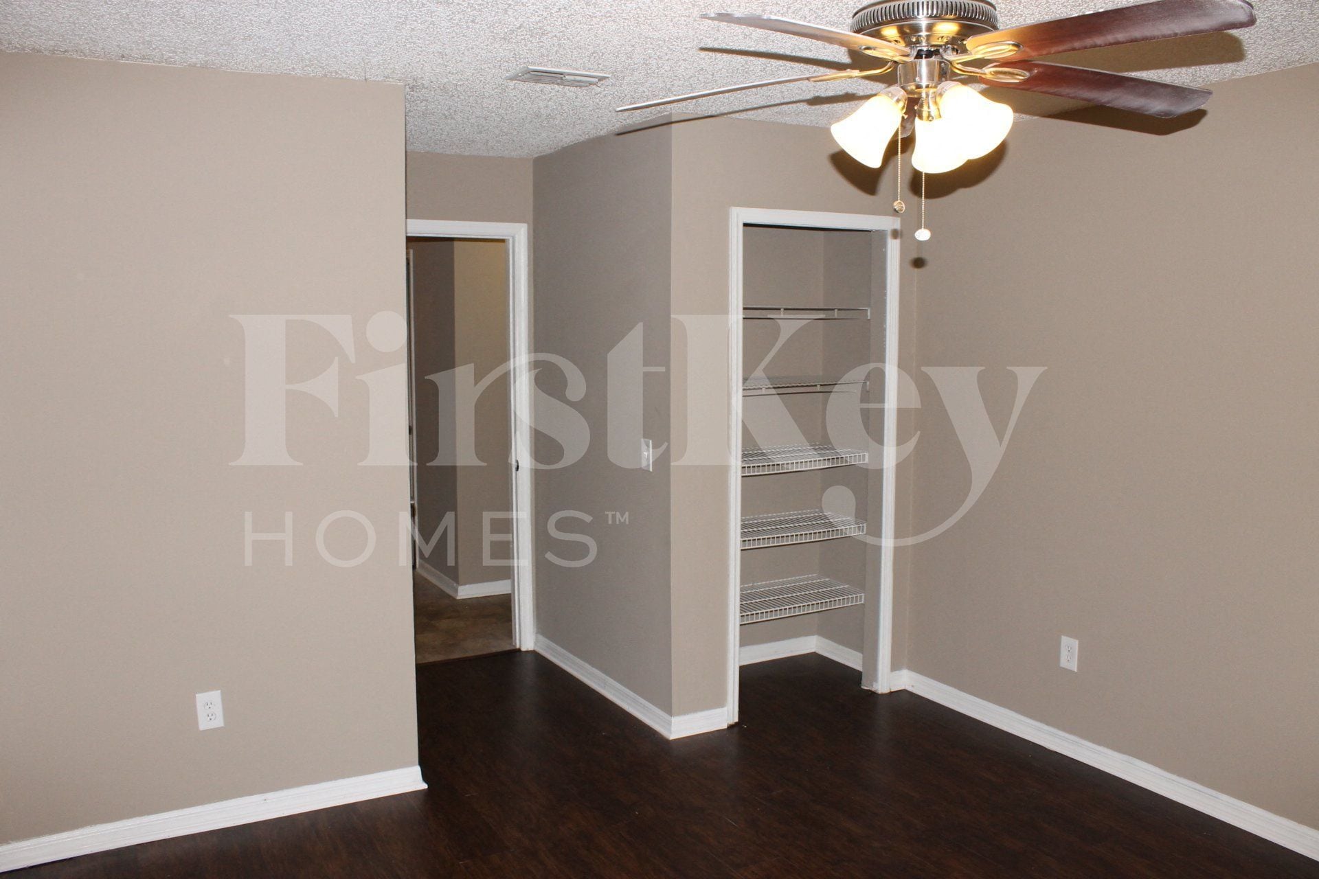 Building Photo - 14936 SE 25 Pl