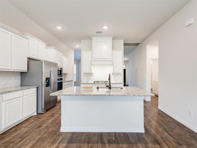 Building Photo - 3127 Maverick Dr