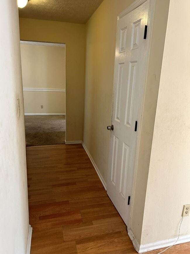 Building Photo - COMING SOON! Cozy 3BR 2.5BA Home w/ 2-Car Garage in Lithonia