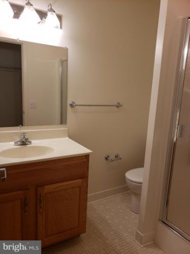 Building Photo - 3221 S Leisure World Blvd