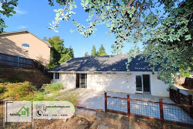 Building Photo - 4561 Moyvane Dr