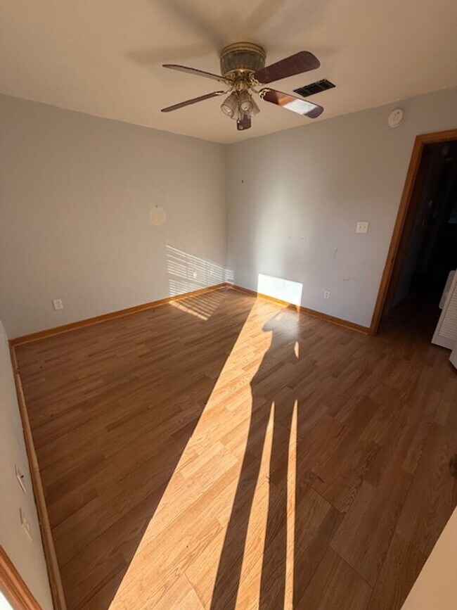 Building Photo - WELCOME HOME!!!