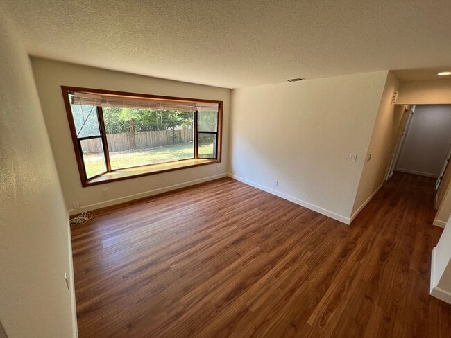 Building Photo - 8654 Thelen Ct