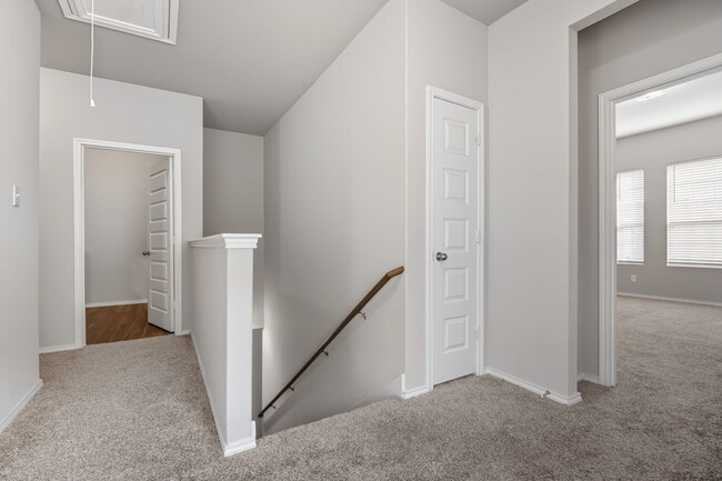 Building Photo - 5415 Moni Rock Dr