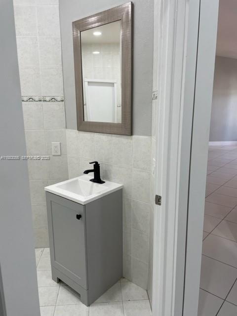 Building Photo - 13710 SW 36th St