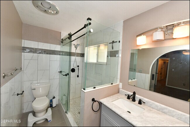 Building Photo - 3606 Colville Dr