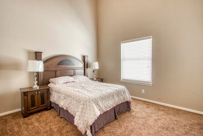 Building Photo - 12561 Paseo Alegre Dr
