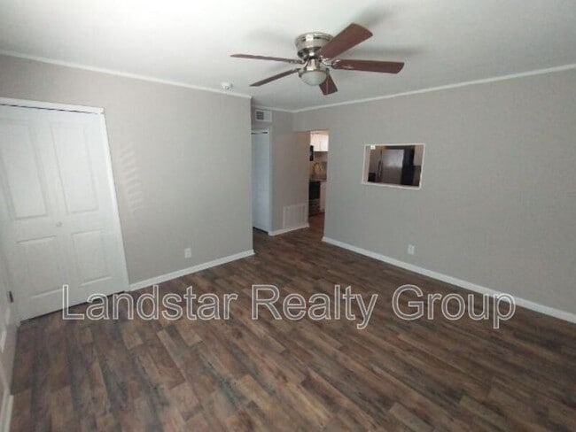Building Photo - 9816 Titan Dr