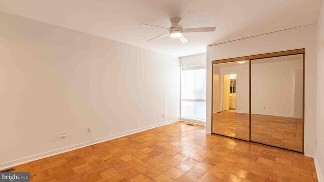 Building Photo - 29 Stonehenge Cir