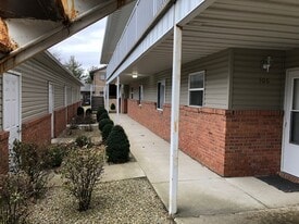 Building Photo - 713 Broadmeadow Rd