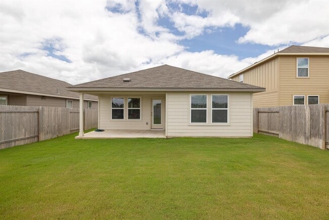 Building Photo - 200 Outlaw Dr