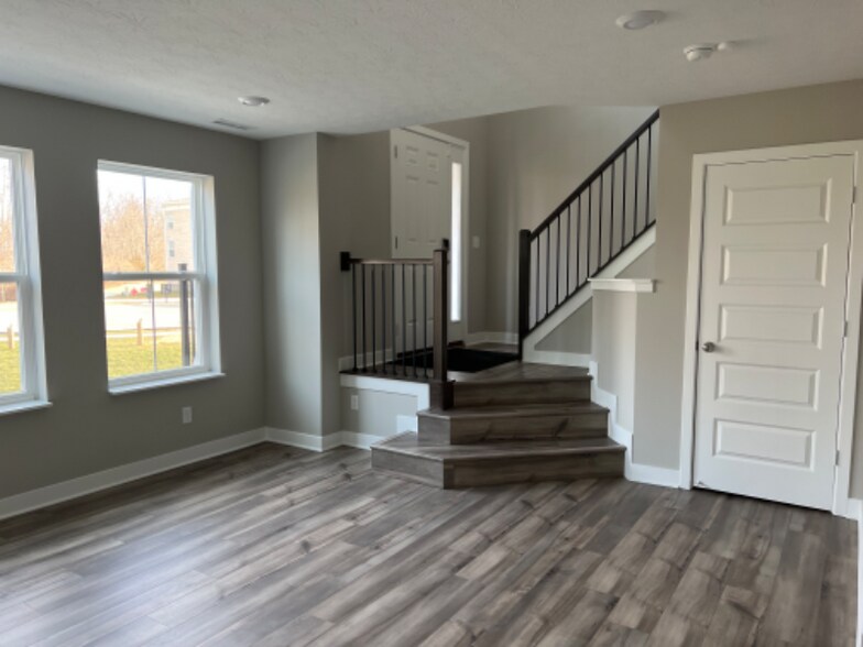 Building Photo - 13815 Tender Dr