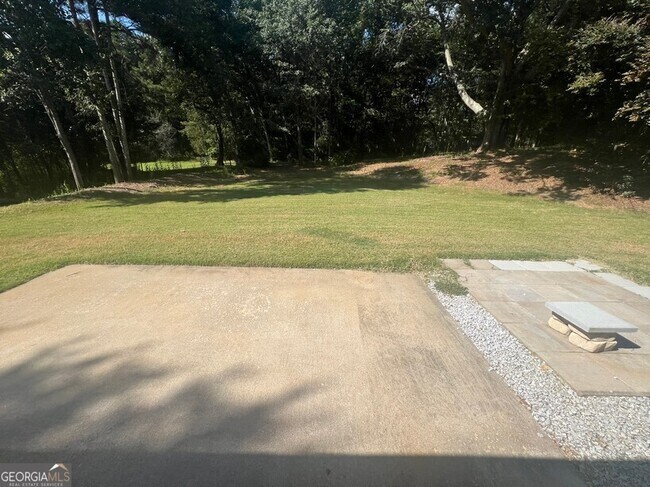 Building Photo - 115 Falcon Ridge Dr