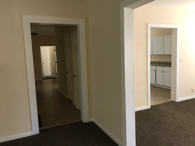 Primary Photo - 116 N 13th St