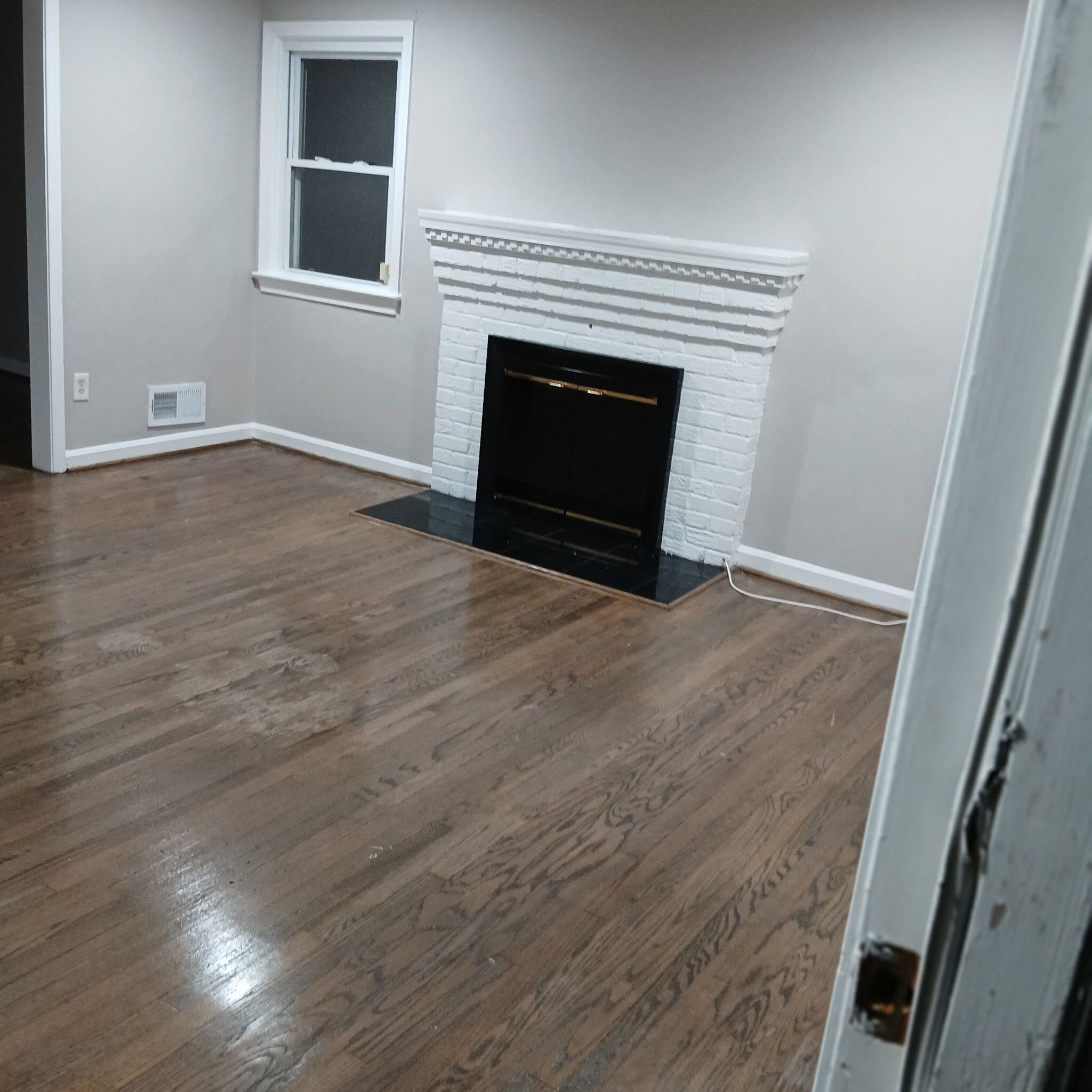 Building Photo - 1206 Quo Ave