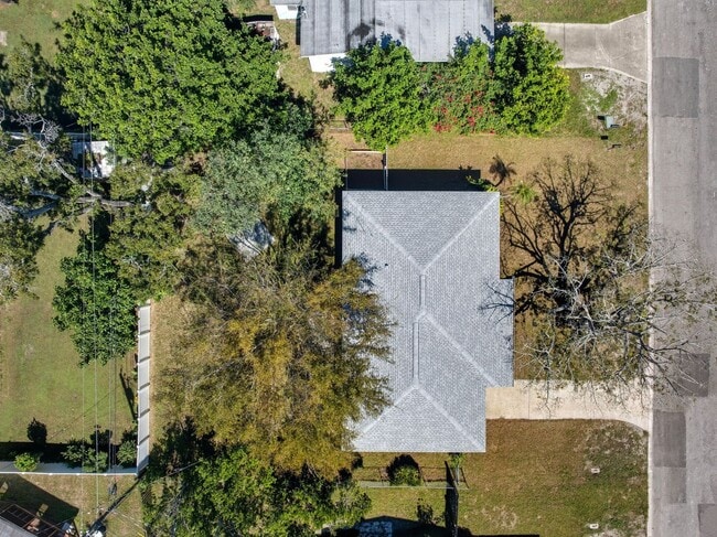 Building Photo - Section 8 Accepted! Beautiful Home in Largo - Spacious Backyard and Move-in ready! 3bed|2bath