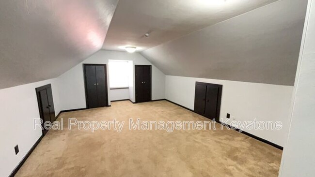 Building Photo - 29 Hillman St