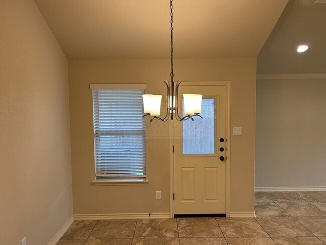 Building Photo - 5910 Cordillera Dr