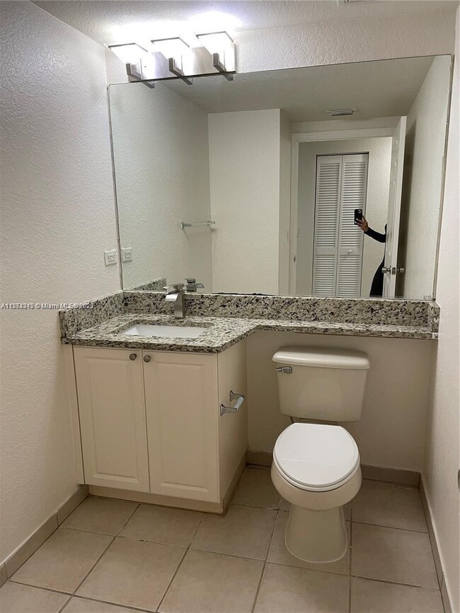 Building Photo - 6312 W Sample Rd