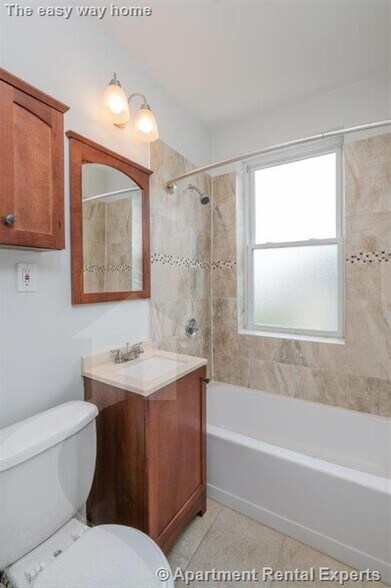 Building Photo - 138 Highland Ave