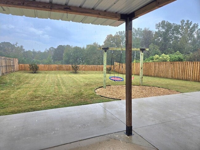 Building Photo - 3 Bedroom Ranch in Grovetown, Close to For...