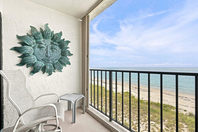 Building Photo - 10310 S Ocean Dr