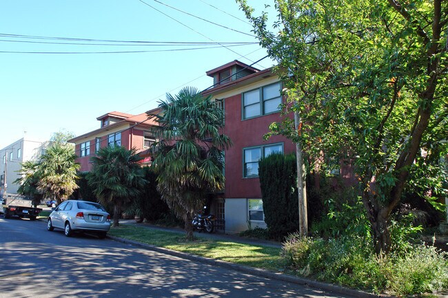 Building Photo - Santa Monica Court Apartments