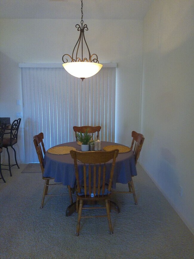 Building Photo - Winter Rental Available October-April 2026