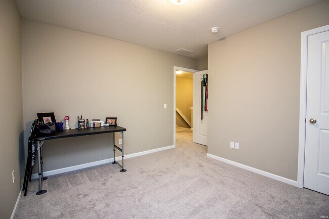 Building Photo - 444 Brescia Dr