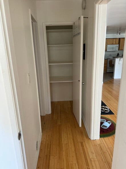 Building Photo - 20 29th Ave