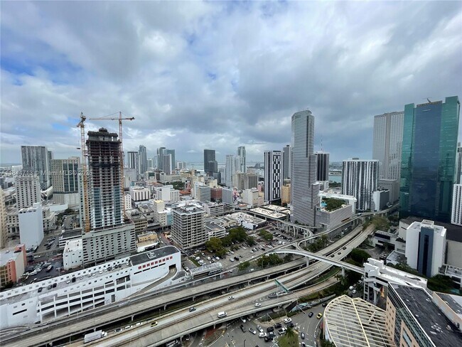 Building Photo - 350 S Miami Ave