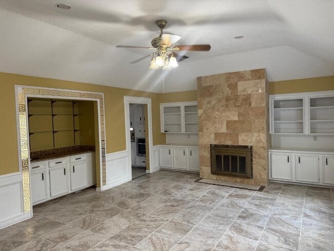 Building Photo - 15111 Paso Real Dr