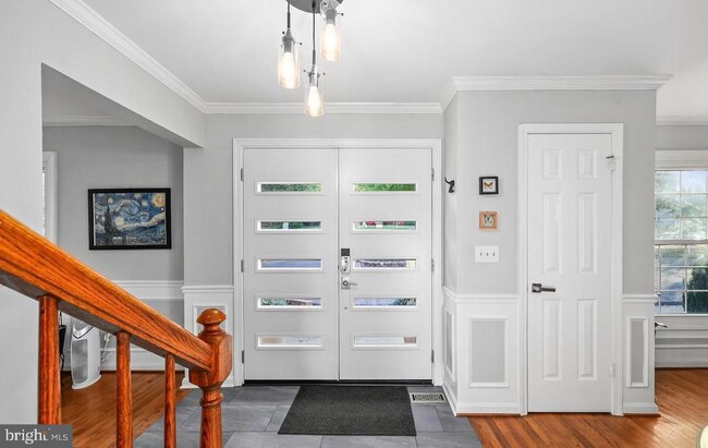 Building Photo - 18505 Cabin Rd