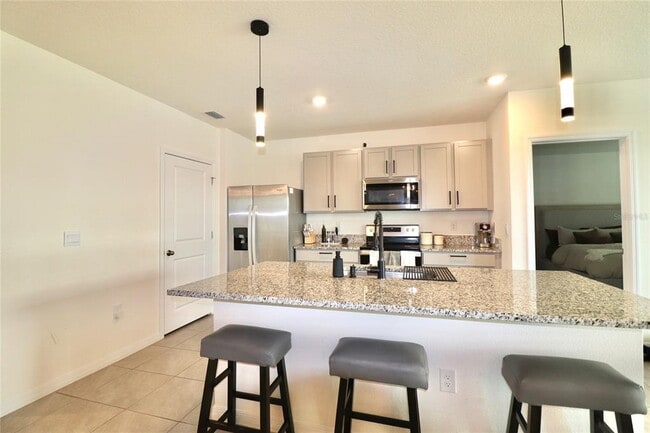 Building Photo - 8341 Ender Hls Dr