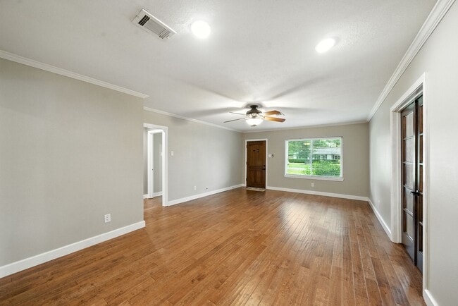 Building Photo - 1714 Parana Dr