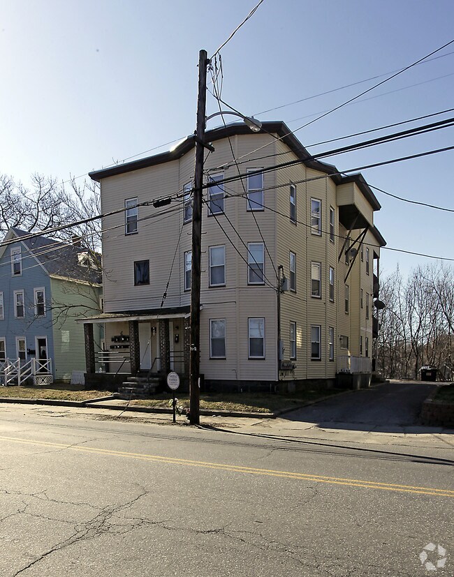 211 Mechanic St 211 Mechanic St Leominster MA 01453 Apartment Finder