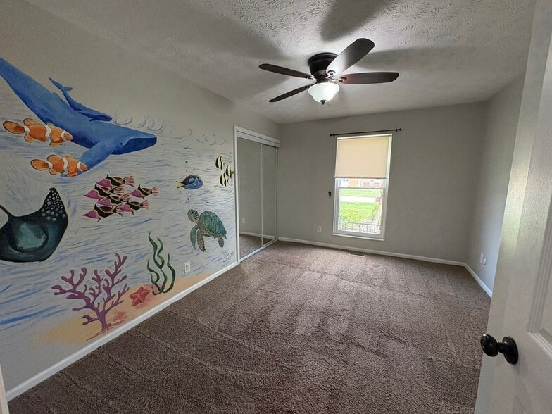 Building Photo - 2087 Granada Dr